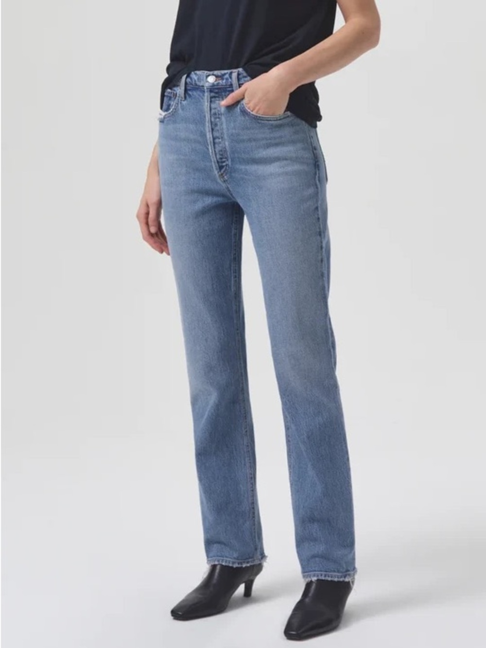 Agolde Freya in Quiver Classic Straight Leg Jeans - Light Blue Denim